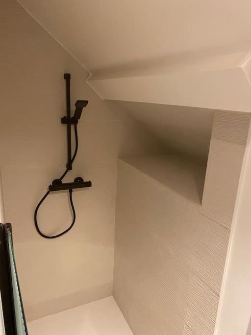 T3 Kokon Lumineux & Chaleureux, Parking, Climatisation Apartment Bagneres-de-Bigorre Bagian luar foto